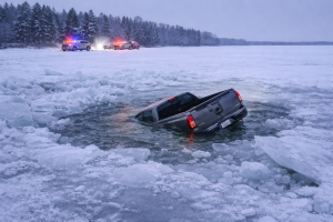 Cass Lake: Vehicle Breaks Ice on Pike Bay