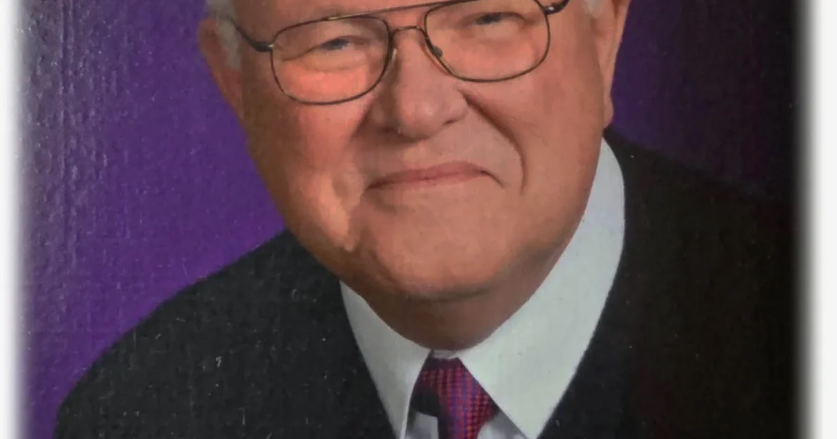 Reverend Carl Gilbert Hansen, 82